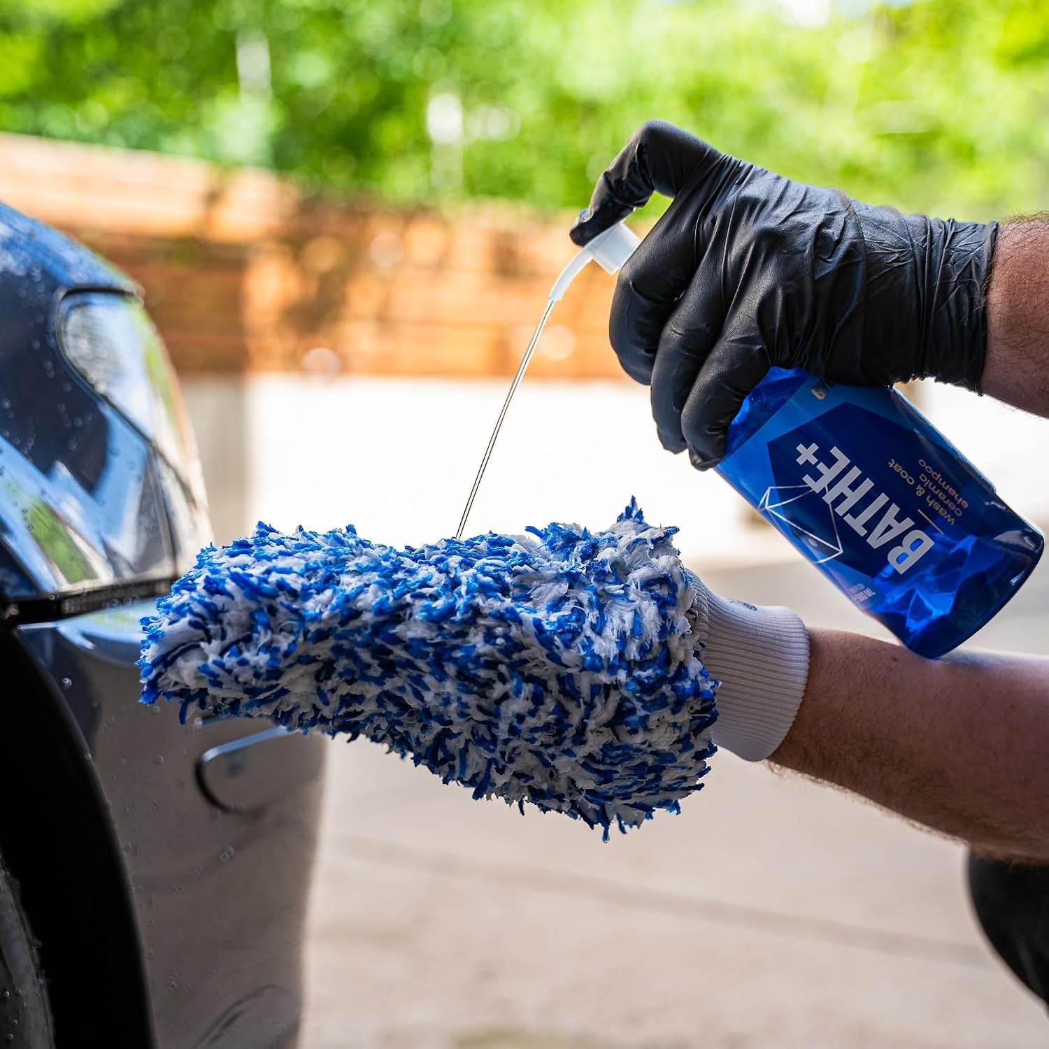 Bathe+ Ceramic‑Infused Car Wash Shampoo Sio2 Ph‑Neutral Hydrophobic Gloss Enhancer Safe on Paint Glass Rims Plastic Quick Self‑Cleaning Maintenance for Coated or Non‑Coated Vehicles