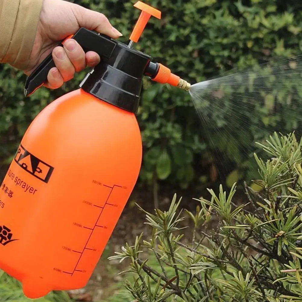 2L Garden/Car Wash Hand Pump Sprayer